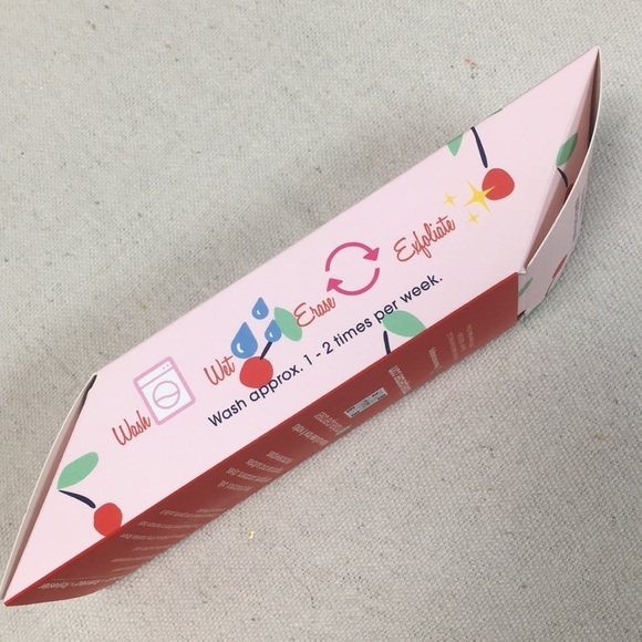 The Original Make Up Eraser Cloth Cherry print - Picture 5 of 5